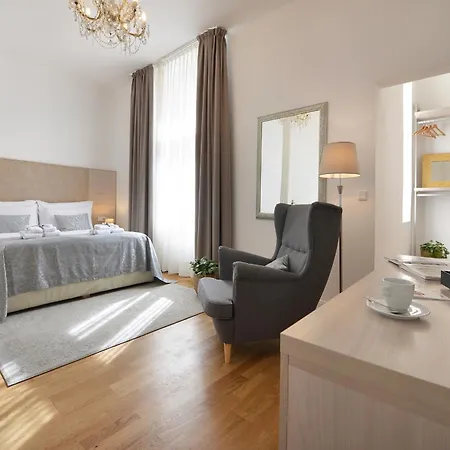 Aparthotel Old Town By Little King Praha
