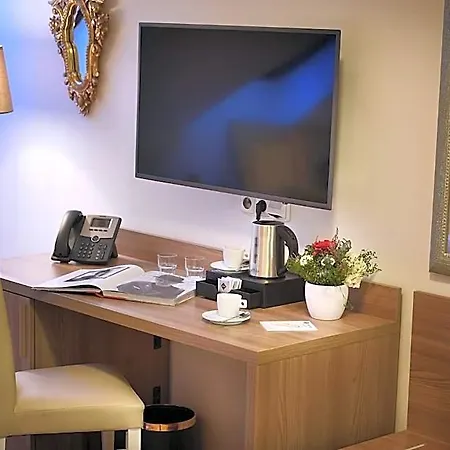 Old Town By Little King 4* Prague