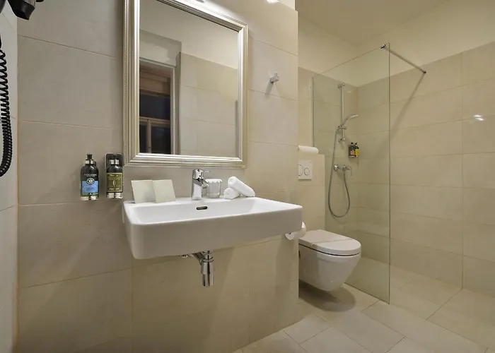 Apartahotel Old Town By Little King