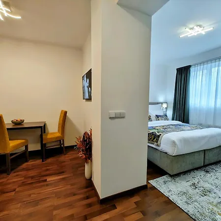 Old Town By Little King Aparthotel Prag