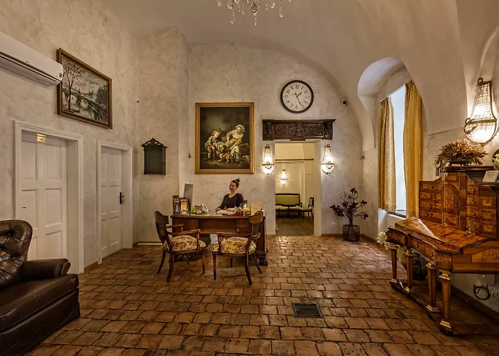 Old Town By Little King 4*